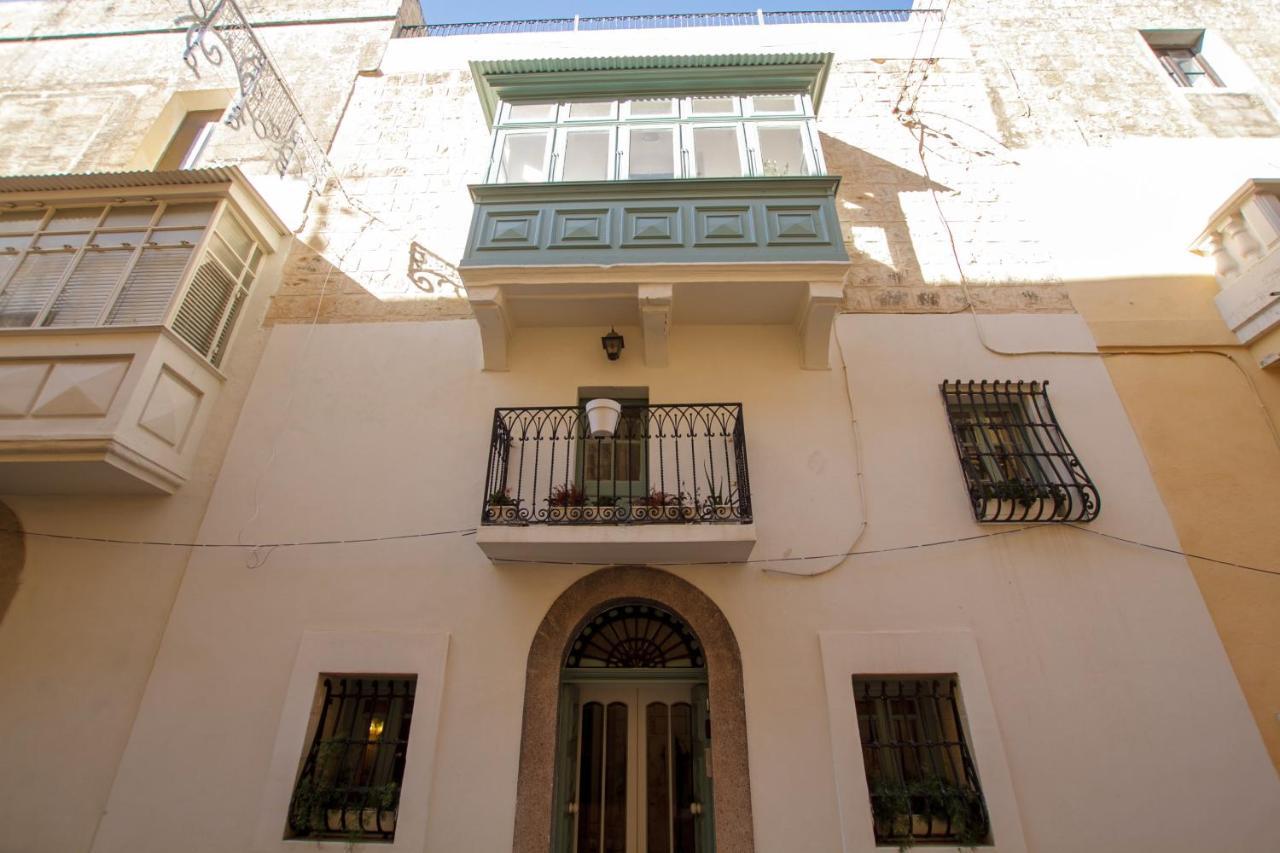 Town House Steeped In History Villa Rabat Bagian luar foto