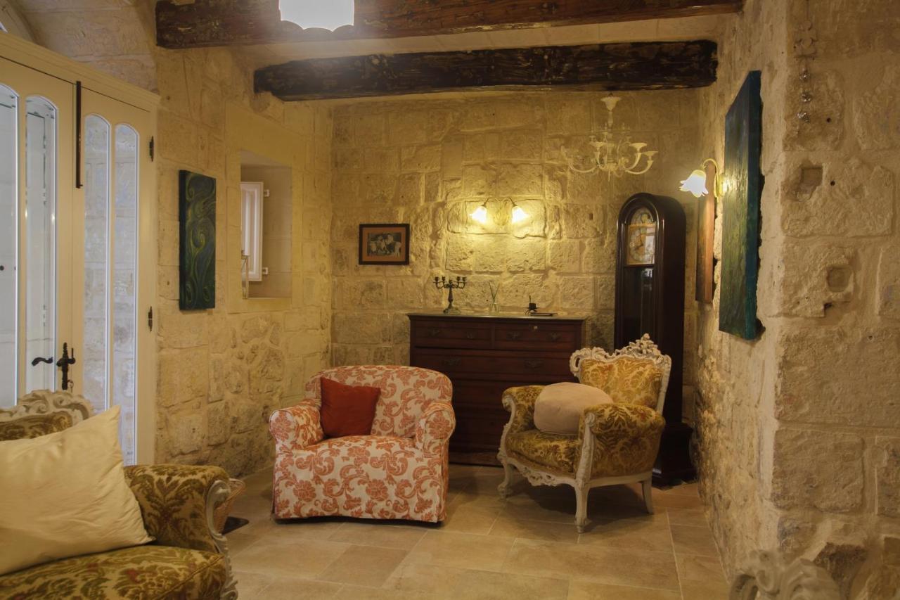 Town House Steeped In History Villa Rabat Bagian luar foto