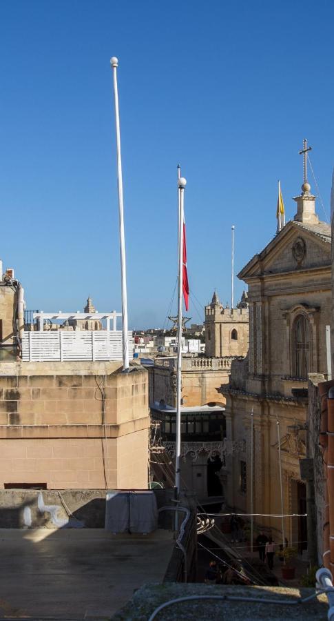 Town House Steeped In History Villa Rabat Bagian luar foto