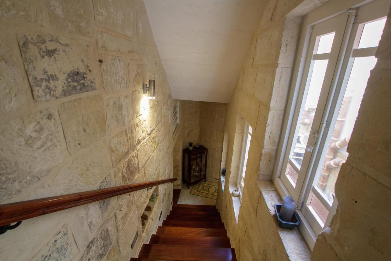 Town House Steeped In History Villa Rabat Bagian luar foto